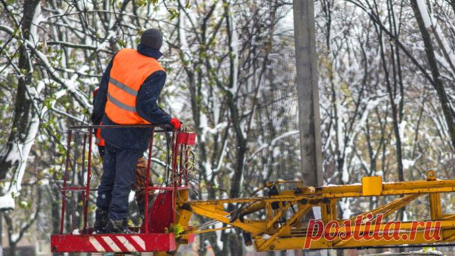 В Запорожской области полностью восстановили электроснабжение после атаки БПЛА. Специалисты восстановили электроснабжение прифронтовых населенных пунктов в Запорожской области, оставшихся без света в результате атаки украинских беспилотных летательных аппаратов (БПЛА). Об этом в своем Telegram-канале написал ...