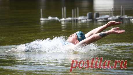 Фото: Как отмечают День ВДВ во время пандемии коронавируса 2 августа в России традиционно отмечается День воздушно-десантных войск. В Москве праздник с каждым годом становится все более спокойным — он проходит не только без грабежей на рынках и пьяных драк, но и без былого молодецкого задора.