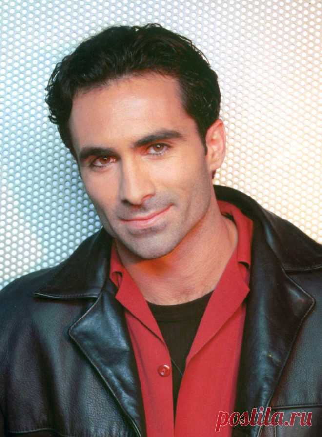 Нестор Карбонелл, 1 декабря, 1967