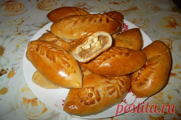 Слоеные пирожки 
