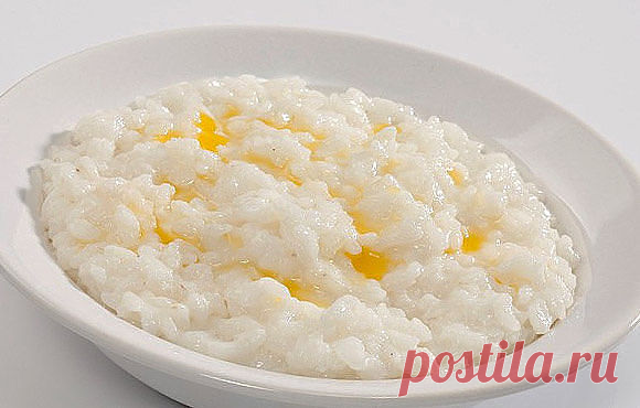 Маме в копилку
Немного про каши. Советы повара

 Особенно про рисовую молочную кашу хочу, наконец, рассказать. Почему она дома такой как в садике не получается. Потому что там кашу варили так: В кипящее молоко добавляли сахар-соль и всыпали рис. Доводили до кипения (если объем небольшой, то кипятили минуту от силы) и снимали с плиты. Добавляли масло и накрывали крышкой. Минут через 20-30 рис сам достаточно разбухал. Окончательно он доходил уже на мармите.

 Если хотите дом...