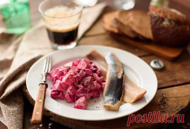 Салат из молодой свеклы с картофелем — Вкусные рецепты