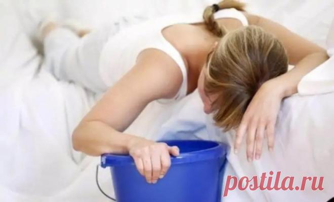 Что нужно делать при пищевых отравлениях?