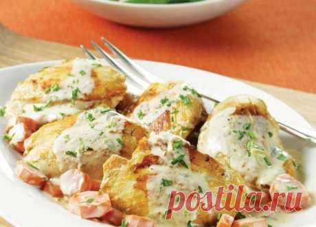 Готовила! Готовлю! И буду готовить! Нежное куриное филе — вкуснейший заряд белка, к тому же очень простой! 

Для тех, кто считает себя настоящим гурманом!
Ингредиенты:
— Куриная грудка (филе) 600 г— Кефир (нежирный) 1 стакан— Укроп, чеснок, соль, перец по вкусу
Приготовление:В кефир добавьте мелко нарезанн…