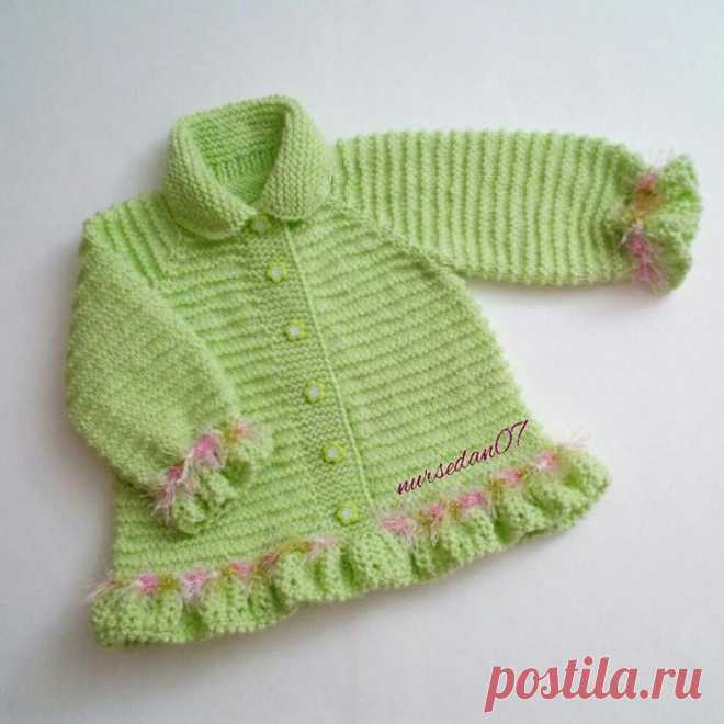 Huzurlu, aydınlık yarınlar dileğiyle...
Hayırlı cumalar 💐💐💐💐
.
İp 👉 Nako Baby  Şiş 👉 4 numara
.
#knitting #knittingart #knittinglove #knittingastherapy #handmade #handmadebyme #handarbeit #haken #babycardigan #babyknittingcardigan #hekling #hekledilla #rajuthandmade #ganchillo #knittingaddict #gramorgu #yarnaddict #elemeği #bebekceketi #birlikteörelim #sevgiyleörüyoruz #örgügünüm #örgümüseviyorum #severekörüyorum #örgüaşktır #paylaşmakgüzeldir #instaknitting #handmadewithlove #handknittin