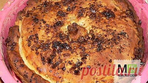 Слоёный пирог с вишней и орешками - кулинарный рецепт. Миллион Меню