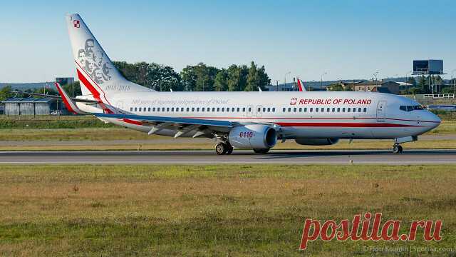 Теория Большого Шока, [20.05.21 14:16]
Получена информация о том, что угонщики взяли под контроль самолет над Европой. Самолет ВВС Польши был захвачен и теперь движется на запад, в сторону Атлантического океана. Неизвестно, сколько человек находится на борту, и есть ли среди них американские граждане. 

Через несколько часов France News 24 пишет: 

«В Польше проходят учения Renegade / Sarex-21. Угон самолета может быть элементом этих учений». 

Польские вооруженные силы та...