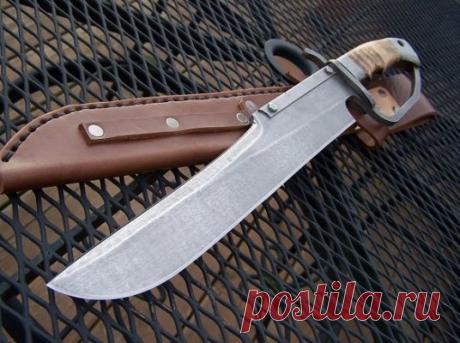 Primitive D - Guard Bowie Knife