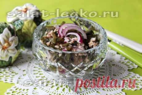 Салат с консервированном тунцом и морской капустой, рецепт без майонеза