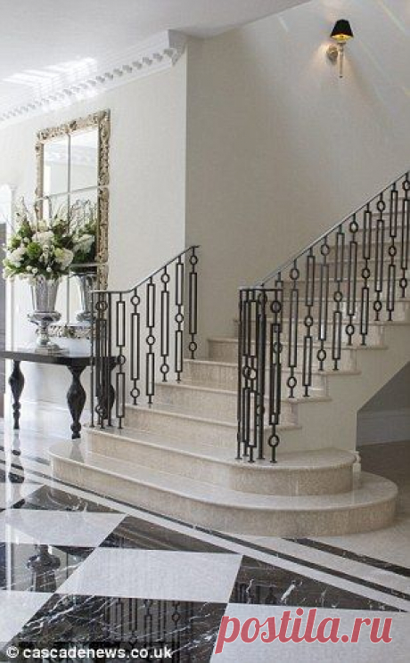 Surrey mansion with eight bedroom 'suites' and private cinema on sale £17.5m | Daily Mail Online