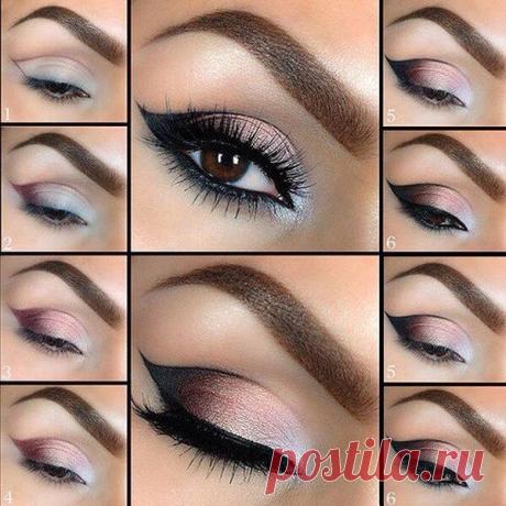 (3) Facebook