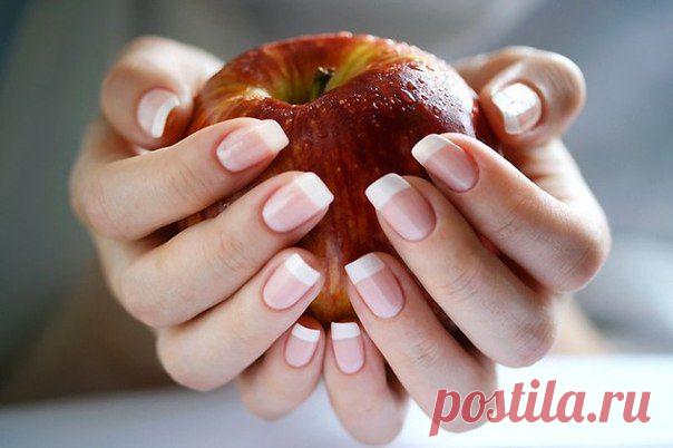 Wall | VK
Показан при диете, направленной на очищение организма и снижение веса
☀ Одной из основных рекомендаций при диете, направленной на очищение организма и снижение веса, является увеличение потребления клетчатки.
Клетчатка - это нерастворимые волокна, составляющие основу растений. Она стимулирует работу кишечника, улучшает перистальтику и устраняет причины вздутия живота (метеоризма). 
Нормализует процесс опорожнения кишечника, очищая организм