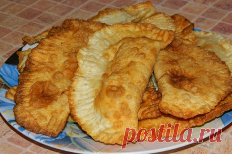 Рецепт чебуреков с мясом по-домашнему