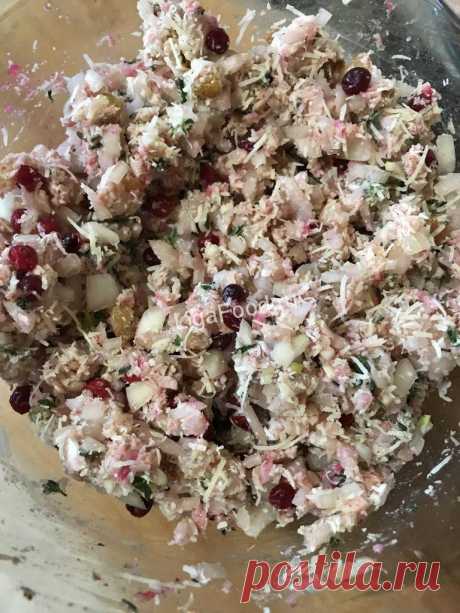 Фаршированная куриная грудка под цитрусовым соусом