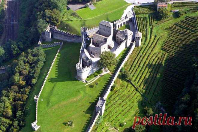 Замок Монтебелло (Castello di Montebello), Швейцария