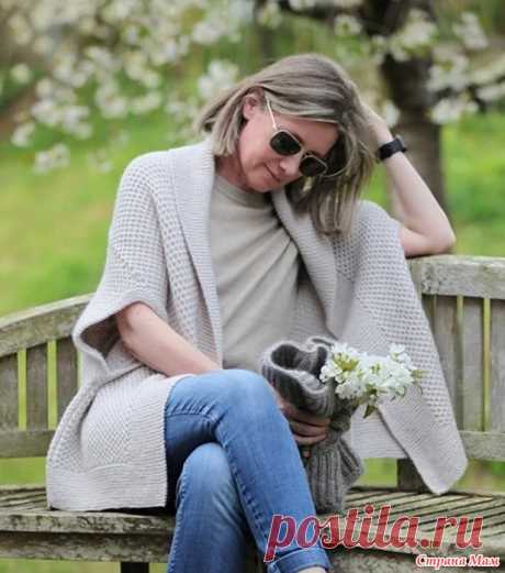 Жакет-накидка Chausey by Sandrine Maurice. Спицы. Chausey Jacket – это оригинальный компромисс между накидкой и жакетом с рукавами &#190;.