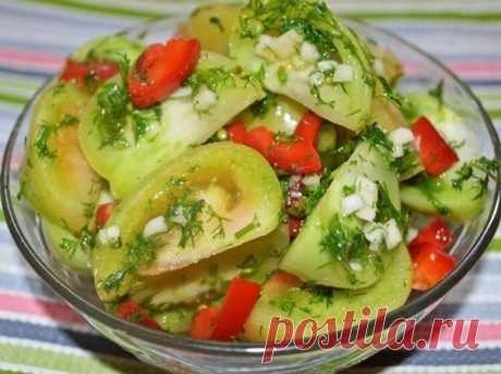 МАРИНОВАННЫЕ ЗЕЛЕНЫЕ ПОМИДОРЫ
Это такая вкуснятина! Ну вкуснейшая овощная закуска!
Осенью на рынке можно увидеть в продаже зеленые помидоры. Никогда их раньше не покупала, думала: ну что может быть вкусного в зеленых помидорах. Но однажды решилась… А когда приготовила – моему изумлению не было предела. Это такая вкуснятина! Ну вкуснейшая овощная закуска! Не оторваться просто. Очень рекомендую этот потрясающий и простой рецепт. Также рекомендую другую овощную закуску из бак...