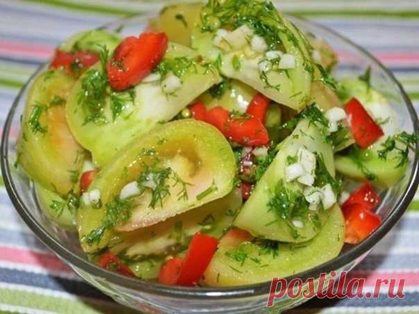МАРИНОВАННЫЕ ЗЕЛЕНЫЕ ПОМИДОРЫ
Это такая вкуснятина! Ну вкуснейшая овощная закуска!
Осенью на рынке можно увидеть в продаже зеленые помидоры. Никогда их раньше не покупала, думала: ну что может быть вкусного в зеленых помидорах. Но однажды решилась… А когда приготовила – моему изумлению не было предела. Это такая вкуснятина! Ну вкуснейшая овощная закуска! Не оторваться просто. Очень рекомендую этот потрясающий и простой рецепт. Также рекомендую другую овощную закуску из бак...