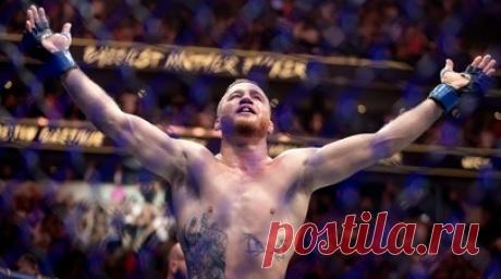 Сокрушительными ударами в голову: Гэтжи нокаутировал Порье, а Копылов — Рибейро на UFC 291. Джастин Гэтжи одержал победу над Дастином Порье в главном поединке турнира UFC 291 и завоевал титул BMF. В начале второго раунда Гэтжи размашистым ударом ногой в голову отправил соперника на землю и тем самым повторил достижение Романа Копылова, который в похожем стиле расправился с Клаудио Рибейро в предварительном карде. В свою очередь, Алекс Перейра раздельным решением судей взял верх над Яном…