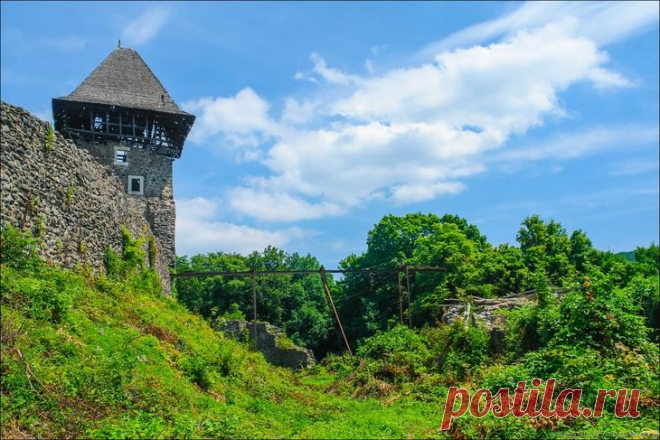 Фотопрогулки. Невицкий замок, Закарпатье