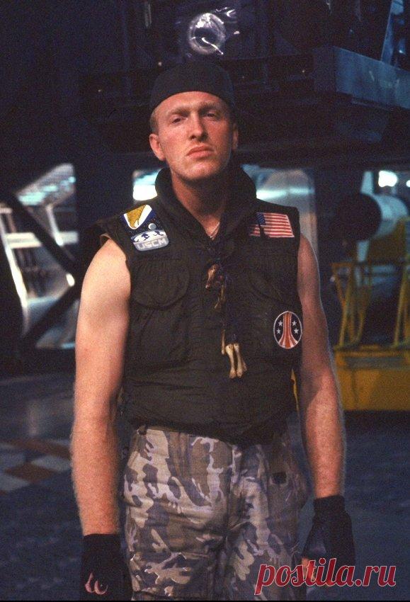 Марк Ролстон