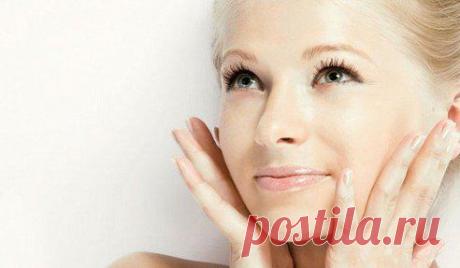 ЧИСТАЯ И СИЯЮЩАЯ КОЖА! ПРОЩАЕМСЯ С ТОНАЛЬНЫМИ КРЕМАМИ!

Маска готовиться 100% из натуральных ингредиентов, уже после нескольких применений ваша кожа скажет вам спасибо и засияет здоровьем и красотой!:)

Берём несколько ложек овсянки, 2 ч.л. меда и пару капель оливкового масла, наносим на лицо, держим мин 15 и смываем.

Любите себя и не забывайте о правильном уходе!
подробнее