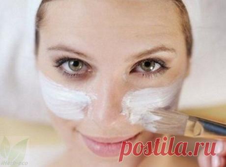 Wall | VK
Уход за кожей лица после 40 лет
Основой хорошего внешнего вида является очищение, увлажнение, питание и омоложение. Стоит помнить, что в таком возрасте требуется более тщательной подход и, помимо стандартных мер, необходимо пользоваться интенсивными средствами. 
☀ Например, для очистки пор недостаточно применять продукты для умывания в виде гелей или пенок. Дважды в месяц рекомендуется наносить сильнодействующую косметику с кислотами – пиллинги, скрабы.