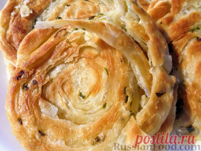 Рецепт: Китайские слоеные лепешки с зеленым луком на RussianFood.com