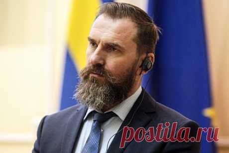 Министр образования Украины получил антипремию за плагиат. Министр образования и науки Украины Оксен Лисовой победил в номинации «Плагиатор-2023» в рамках антипремии «Академическое недостоинство 2023 года». Отмечается, что ее глава образовательного ведомства получил, будучи уличенным в плагиате при написании диссертации на ученую степень.