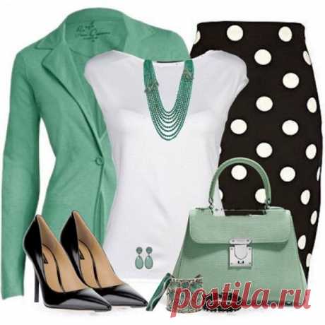 Сочетаем платья и юбки в ансамбль так, как тебе и не снилось. 8 умопомрачительных образов! Учимся сочетать платья и юбки со всевозможными предметами гардероба так, как тебе и не снилось. Умопомрачительные образы!
Классические узоры снова в моде! Платье и юбка в горошек отлично сочетаются с …