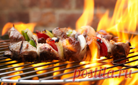 Как приготовить шашлык: рецепты из всех видов мяса. - Рецепты для дома Что может быть лучше шашлыка? Мы подготовили для вас: ТОП-5 лучших рецептов шашлыка, которые не только убьют голод, но и оставят не забываемые впечатления о вашем отдыхе на природе. Шашлык из баранины Изумительно. Баранина — 160 г Лук репчатый — 60 г Лук зеленый — 20 г Уксус 3% — 20 г Помидоры — 75 […]