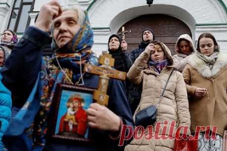 Власти Украины сравнили УПЦ с гнойником. Советник президента Украины Зеленского Михаил Подоляк сравнил Украинскую православную церковь (УПЦ) с гнойником, который нужно зачистить. Он считает, что в первые 3–6 месяцев российской спецоперации у украинского государства были все возможности, чтобы «физически зачистить пророссийских», сейчас это сделать сложнее.