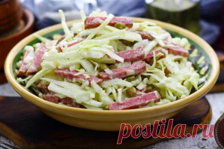 Салат «Днестр» – ну, очень хорош (старый советский рецепт, который многие почему-то подзабыли) - Женский журнал Этот салатик известен ещё как «Днестровский». Очень простой, готовится за считанные минуты. Раньше, ещё во времена СССР, был очень популярен, а сейчас его редко встретишь, хотя он очень...