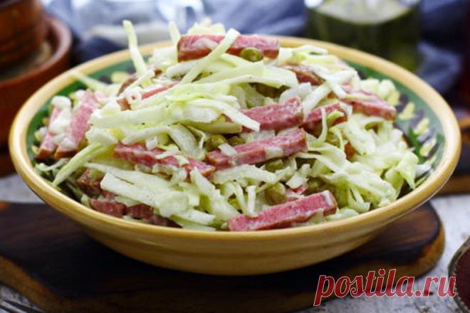 Салат «Днестр» – ну, очень хорош (старый советский рецепт, который многие почему-то подзабыли) - Женский журнал Этот салатик известен ещё как «Днестровский». Очень простой, готовится за считанные минуты. Раньше, ещё во времена СССР, был очень популярен, а сейчас его редко встретишь, хотя он очень...