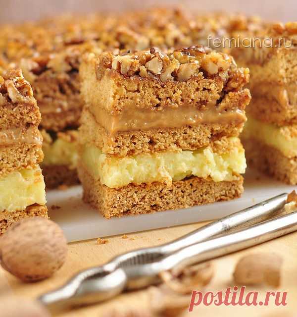 Простой и вкусный торт с грецкими орехами, заварным кремом и вареной сгущенкой | FEMIANA