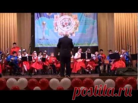 В. Агапкин. &quot;Прощание славянки&quot;. Оркестр &quot;Русские узоры&quot;