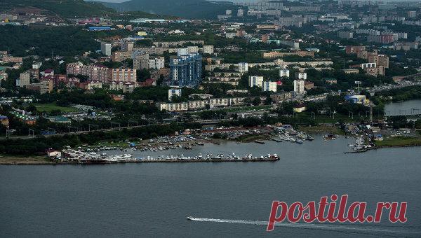 Владивосток отметит 156-летие "морским боем" и классической музыкой у моря.  © РИА Новости. Александр Вильф  
  |   РИА Новости