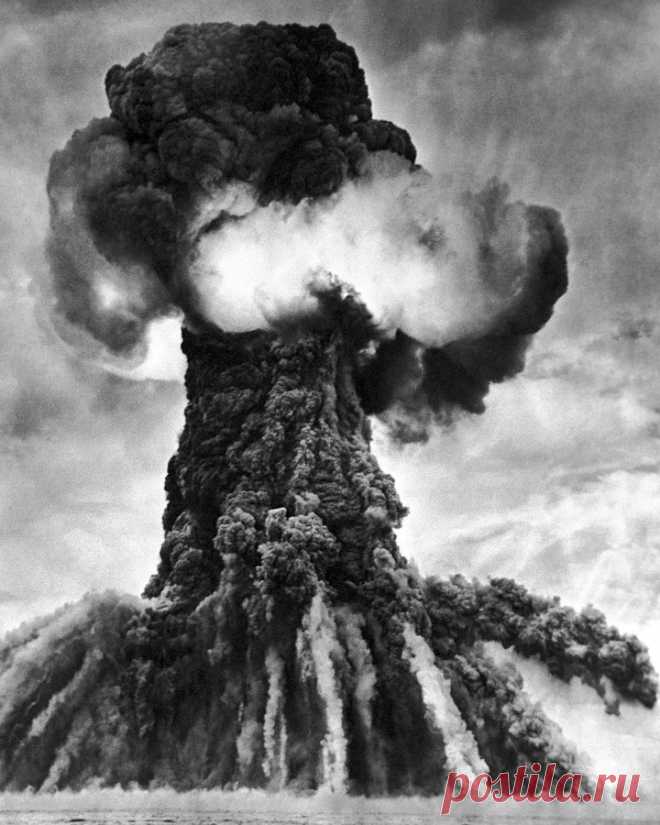 Учения на Тоцком полигоне 1954: мощность ядерной бомбы, цель, последствия, воспоминания участников: Политика: Россия: Lenta.ru