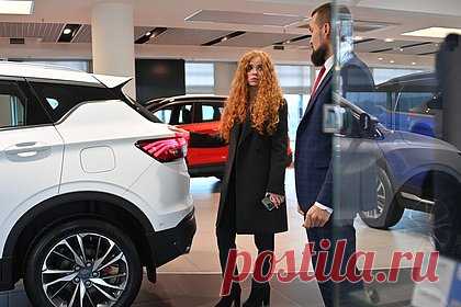 Китайцы придумали способ избавиться от сотен тысяч пылящихся в России машин
