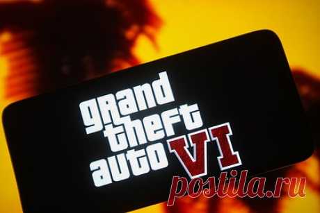 Описана реакция Rockstar на слив геймплея GTA VI. Создатели серии Grand Theft Auto были шокированы утечкой ранней версии своей новой игры. Текущие настроения в компании описали источники The Guardian. Инсайдеры рассказали, что Rockstar выступит с заявлением, где подтвердит факт утечки и расскажет о последствиях. Утечка может негативно повлиять на разработку GTA VI.