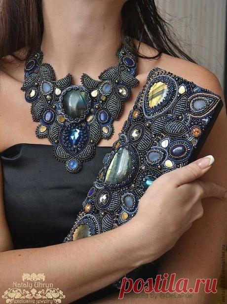 Bejeweled necklace and clutch