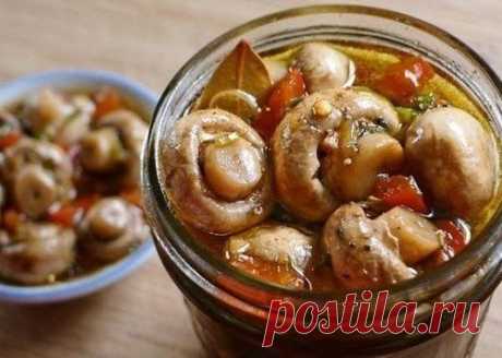 Быстрые маринованные шампиньоны (2 рецепта)