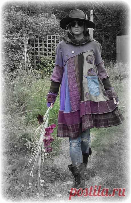 JUNIPER * Flower Smock Boho Jumper Sweater Dress Snood Hood Thumbhole Sleeves Buttons ReCyCleD UpCyCleD Wearable Art Size: Medium / XX-Large ** JUNIPER TUNIC JUMPER DRESS with a Snood Hood, Thumbhole Sleeves and decorative Buttons **    ReCyCleD UpCyCleD Wearable Art    I was once a bundle of preloved knitwear jumpers, cords, Jeans and a wool checked skirt.  Applique - is created using the left over pieces of knitwear and fabric from our clothing creations, so nothing goes...