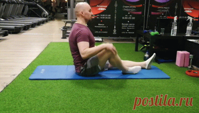 Показываю упражнения на растяжку тазобедренного сустава тем, кому за 50