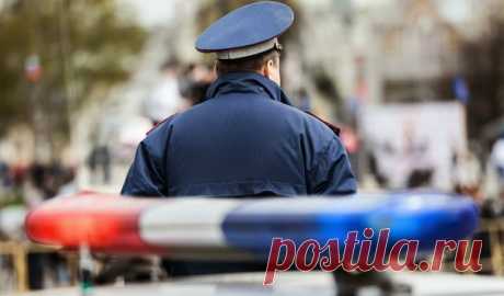 🚔 Важная информация для АВТОлюбителей! Забирай на стену чтобы не потерять! 1. Если вы не нарушили ПДД, то проверка документов — только на стационарных постах ДПС (Приказ МВД РФ от 2 марта 2009 г. N 185). 2. Претензии за нарушения ПДД вам может предъявить только Гибдд, а другие службы милиции — лишь во время спецопераций (Приказ МВД РФ от 2 марта 2009 г. N 185). 3. По требованию инспектора остановитесь, но из машины не выходите. Попросите его предъявить служебное удостоверение (п. 2.4 ПДД). 4.…