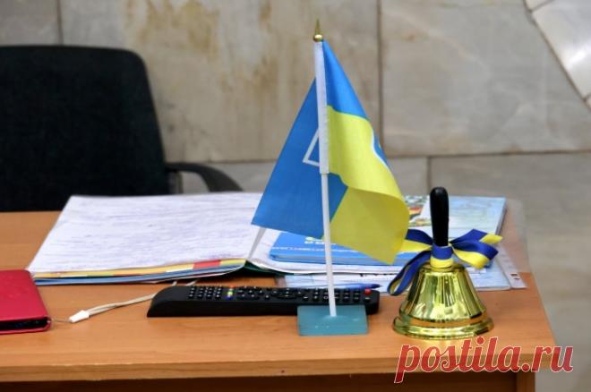 Обучающиеся за рубежом украинские студенты будут лишены стипендий. Стипендиальное обеспечение увеличат тем, кто находится на территории страны.