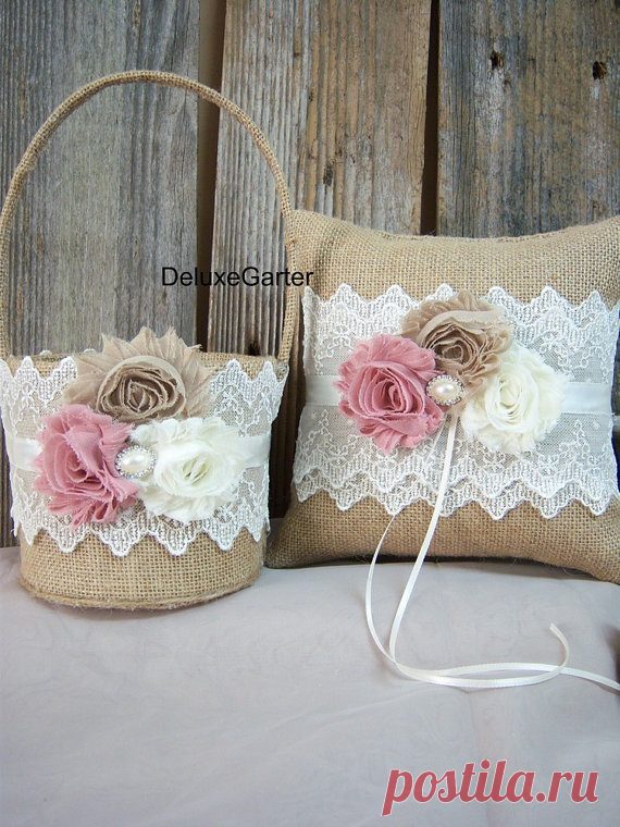 Romantic Ring Bearer Pillow and Flower Girl Basket Set/Rustic Shabby Chic Wedding Burlap Set/Burlap Ring Pillow and Basket Is amazing how this rustic fabric is so versatile, beautiful looks in any way, with sweet, rustic or very rustic adorments, with bright, metalllic, soft or earth colors, the possibilities are endless! I love it! like this gorgeous, romantic set of two with beautiful natural burlap