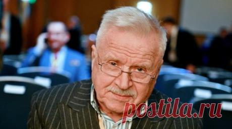 Актёр Никоненко рассказал о прототипах своих военных персонажей. Народный артист РСФСР Сергей Никоненко рассказал, что образы военных в его фильмах нередко основаны на реальных людях из его жизни, в том числе на родственниках и фронтовых героях. Читать далее