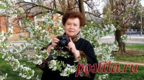 Мне очень нравится снимать фотопортреты. И, если фотография получается живая, яркая, где виден характер и душа того, кого фотографирую, я счастлива. За сорок четыре года моих фотосъемок делала разные портреты: удачные и не очень, яркие и скромные, веселые и грустные.