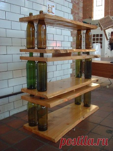 Она начала собирать грязные бутылки с улицы. Когда соседи узнали зачем – потеряли дар речи